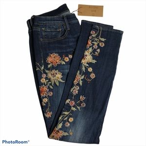 Driftwood Skinny Jackie Floral Embroidered